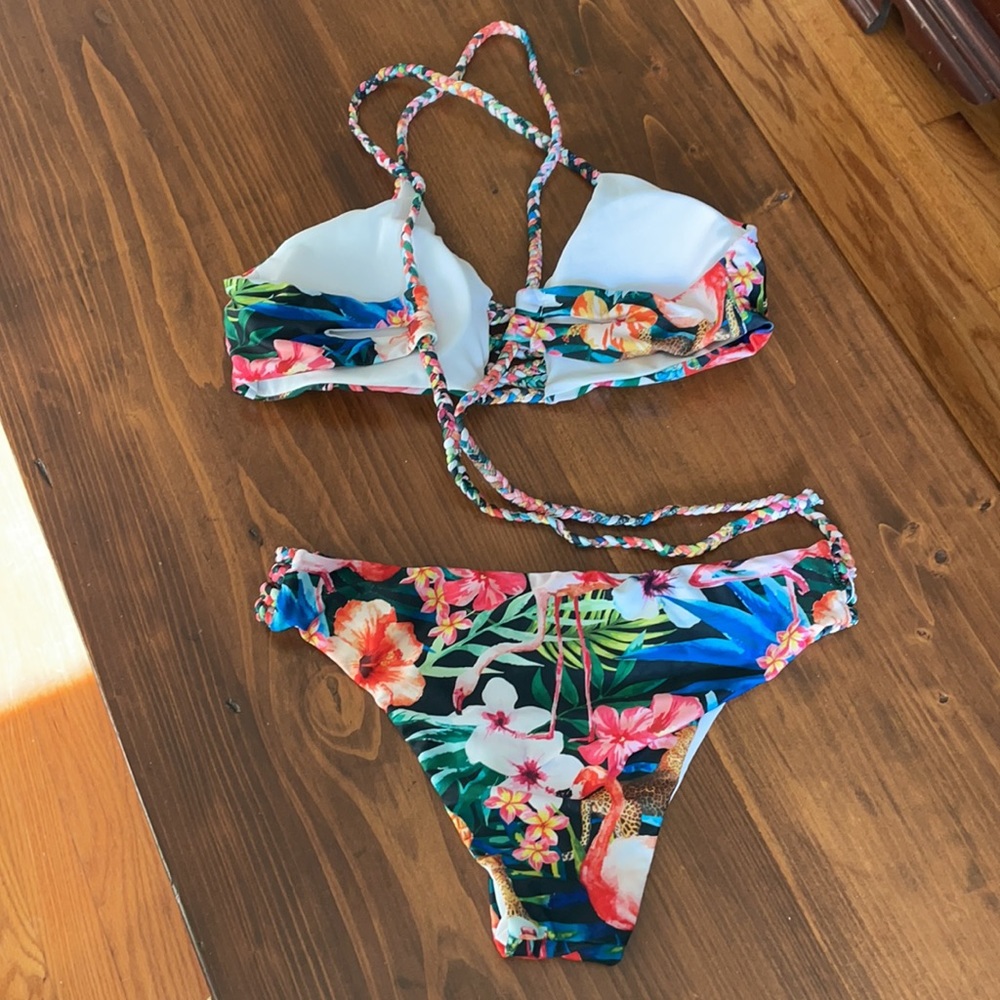 SHEIN floral bikini - Picture 4 of 6